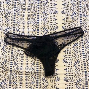 Hey, these are Victoria Secret Thongs ! Brand new